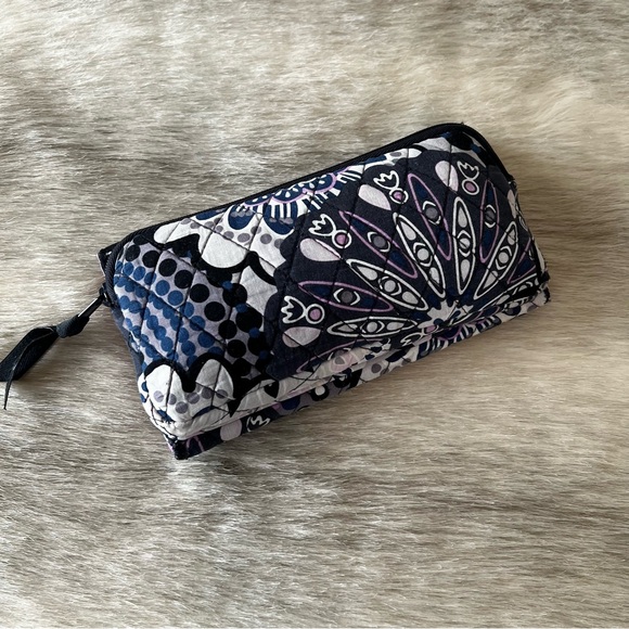 VERA BRADLEY Mimosa Medallion Long Snap Trifold Wallet Wristlet Purple Gray - Picture 3 of 8